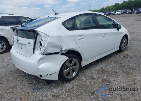 2013 Toyota Prius Three Se z USA, uszkodzony, nr VIN JTDKN3DU4D5603745